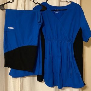 Maternity scrubs